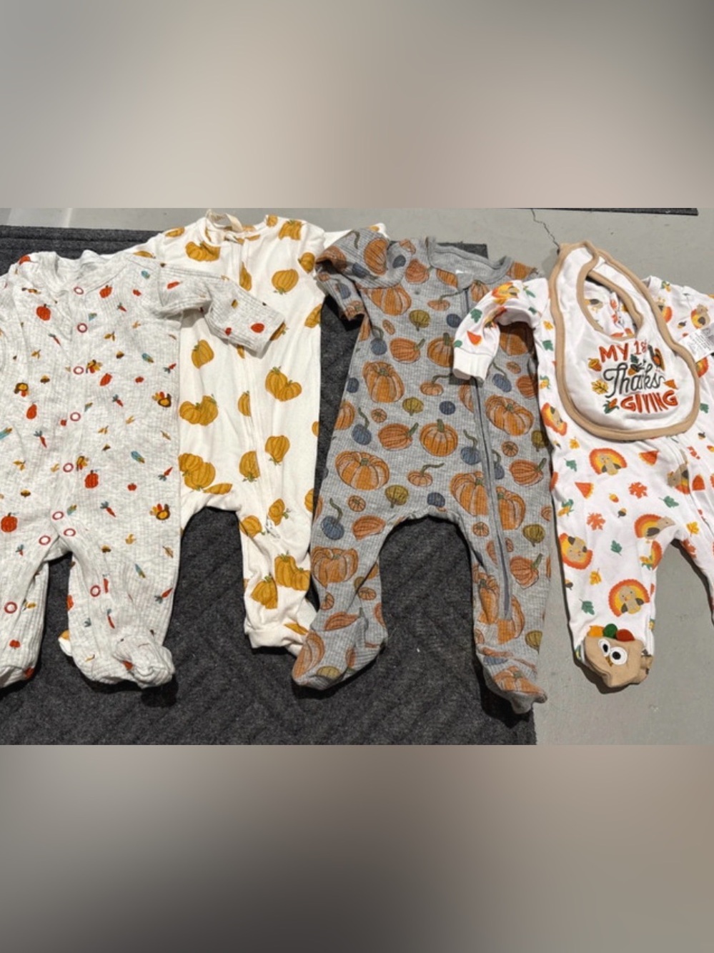 NWOT Halloween/Thanksgiving bundle of 4 baby sleepers